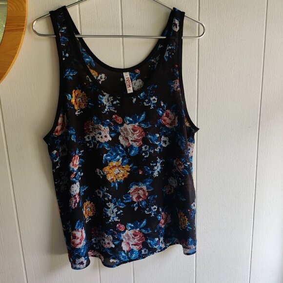 Floral Top by Mudd, Sheer Navy Blue Floral has a black bias edge at neck and arm - Picture 4 of 5